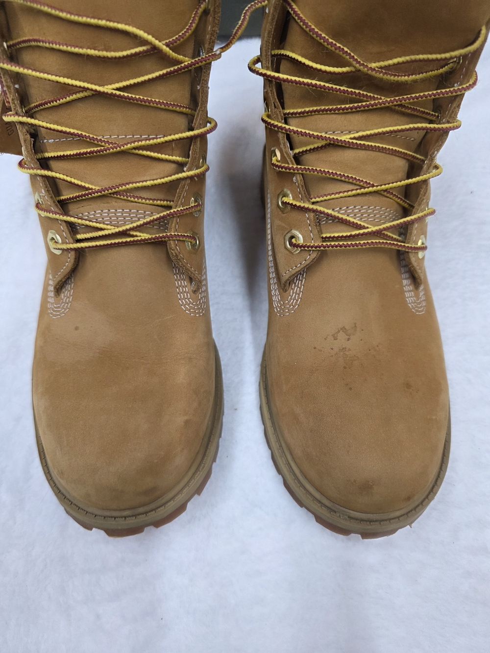 Timberland Juniors Wheat Nubuck 6-Inch Boots - Picture 3 of 12